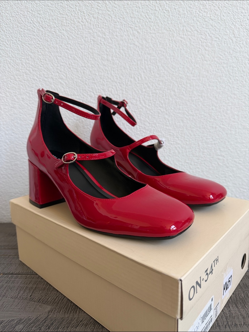 ON-34TH Red Patent Tonii Mary Jane Block Heels NIB - Picture 5 of 8